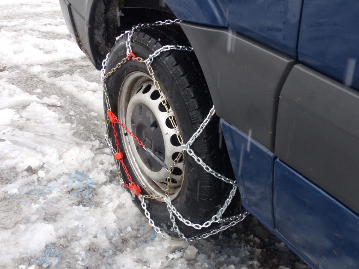 Snow chains